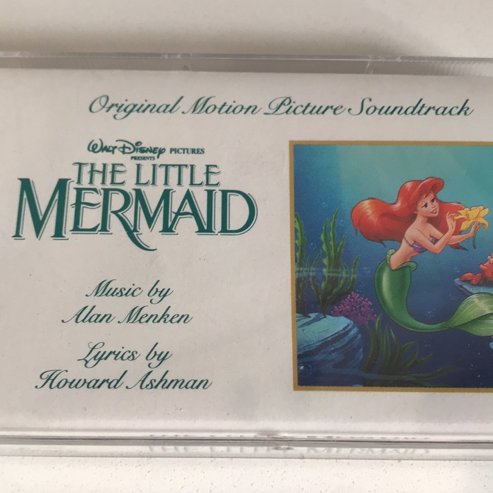 Vintage Disney Music Soundtrack Cassette Tapes Bundle Of Four - Picture 8 of 13